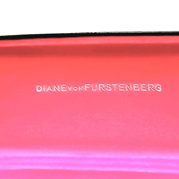 EC DVF Diane Von Furstenberg Eyeglass Hard Case - Picture 2 of 8